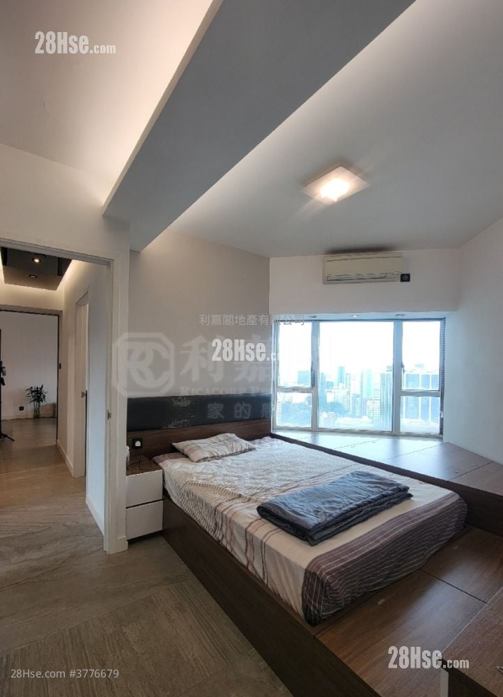 The Victoria Towers Sell 3 Bedrooms , 2 Bathrooms 915 ft²