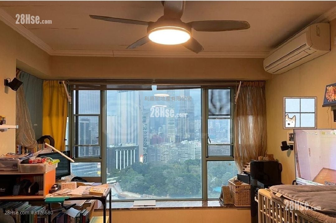 港景峰 售盘 3 房 , 2 浴室 899 平方尺