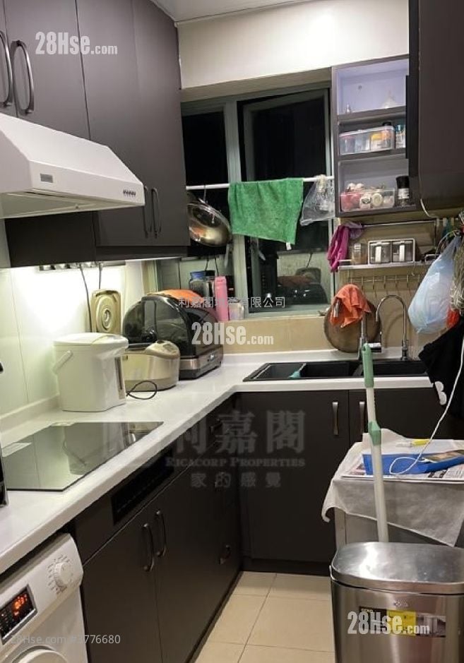 港景峰 售盘 3 房 , 2 浴室 899 平方尺