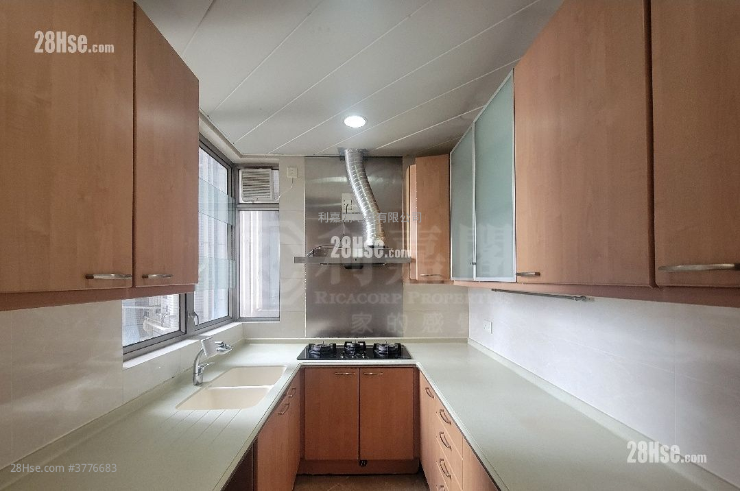 擎天半岛 售盘 3 房 , 3 浴室 1,130 平方尺