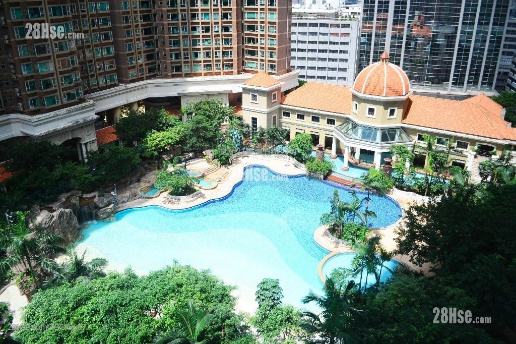 Banyan Garden Sell 3 Bedrooms , 2 Bathrooms 658 ft²