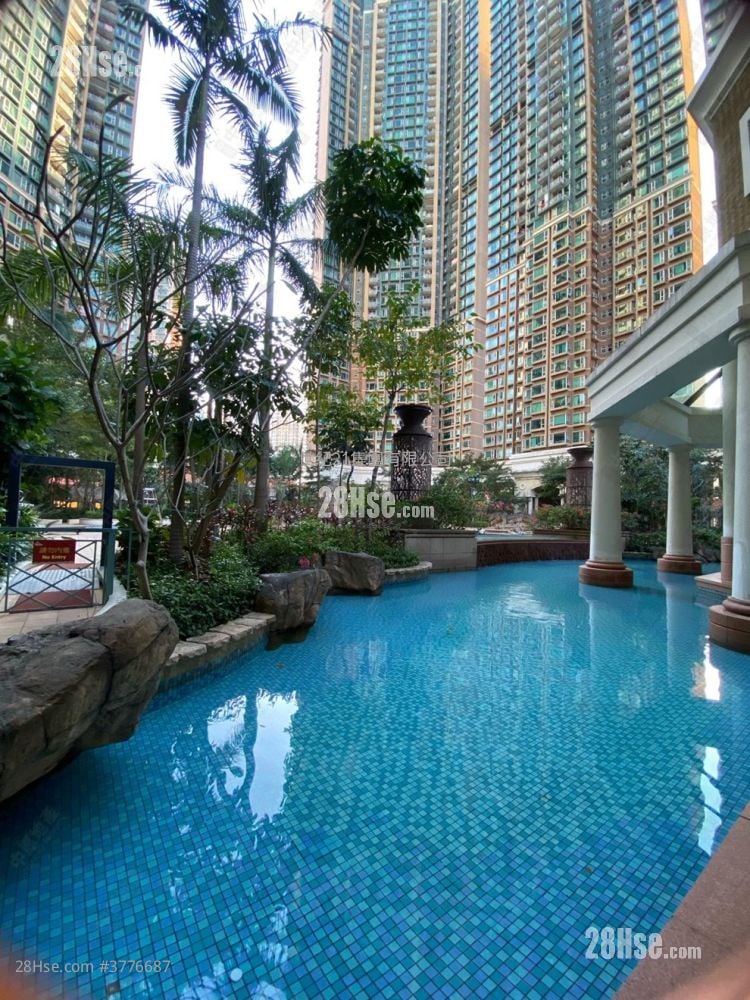 Banyan Garden Sell 3 Bedrooms , 2 Bathrooms 658 ft²