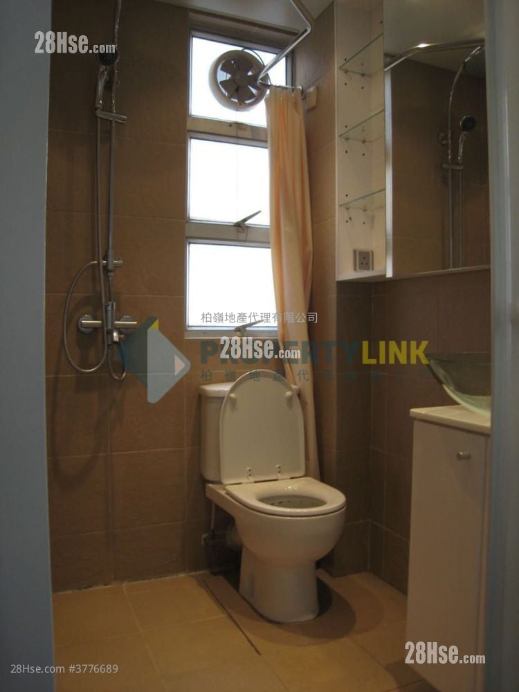 Ko Wang Court Sell Studio , 1 Bathroom 276 ft²