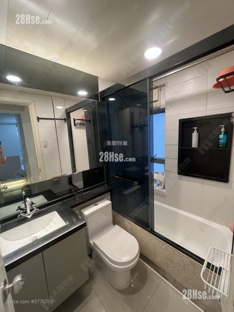 Primrose Hill Sell 2 Bedrooms , 1 Bathroom 529 ft²