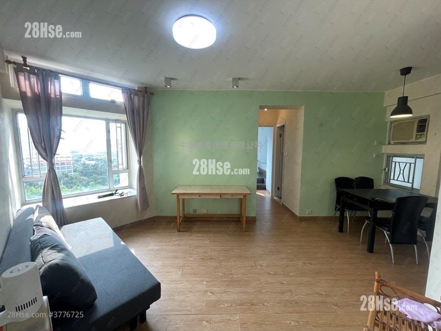 Kingswood Villas Sell 2 Bedrooms , 1 Bathroom 449 ft²