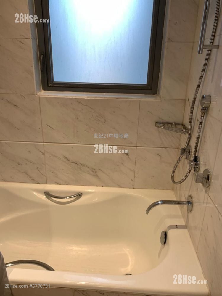 盈峰一号 售盘 2 房 , 1 浴室 568 平方尺