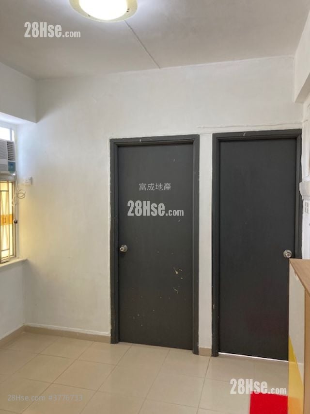 Comet Mansion Sell 2 Bedrooms , 1 Bathroom 296 ft²