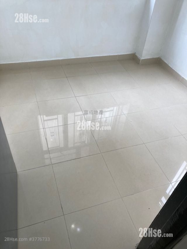 Comet Mansion Sell 2 Bedrooms , 1 Bathroom 296 ft²