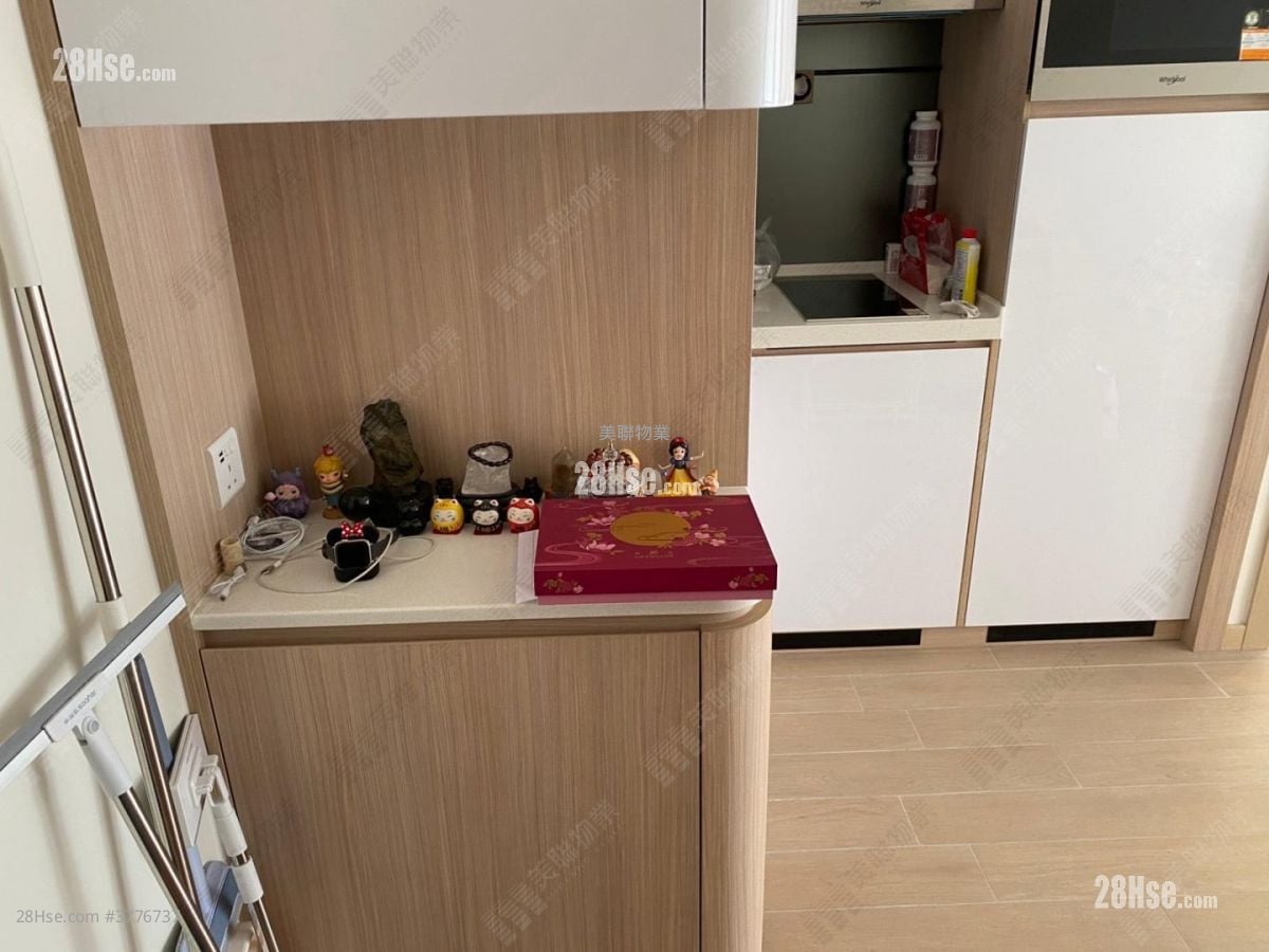 The Parkland Sell 1 Bedroom 312 ft²