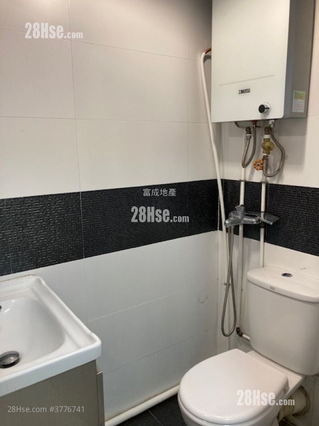 Ho King Building Sell 1 Bedroom , 1 Bathroom 276 ft²