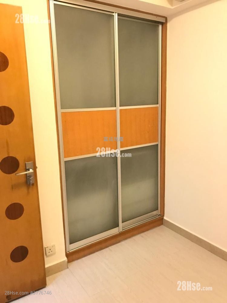 Wing Fu Mansion Sell 1 Bedroom , 1 Bathroom 307 ft²