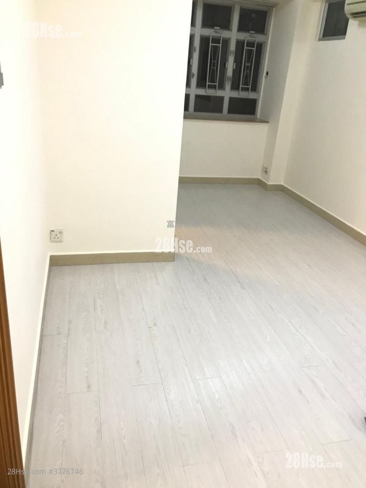 Wing Fu Mansion Sell 1 Bedroom , 1 Bathroom 307 ft²