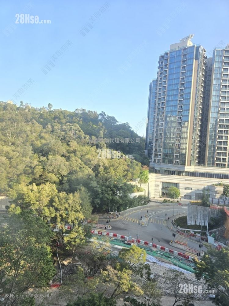 丽港城 售盘 2 房 517 平方尺