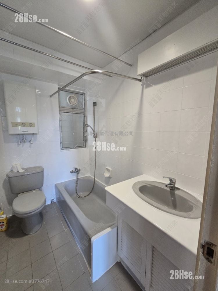 丽港城 售盘 2 房 517 平方尺