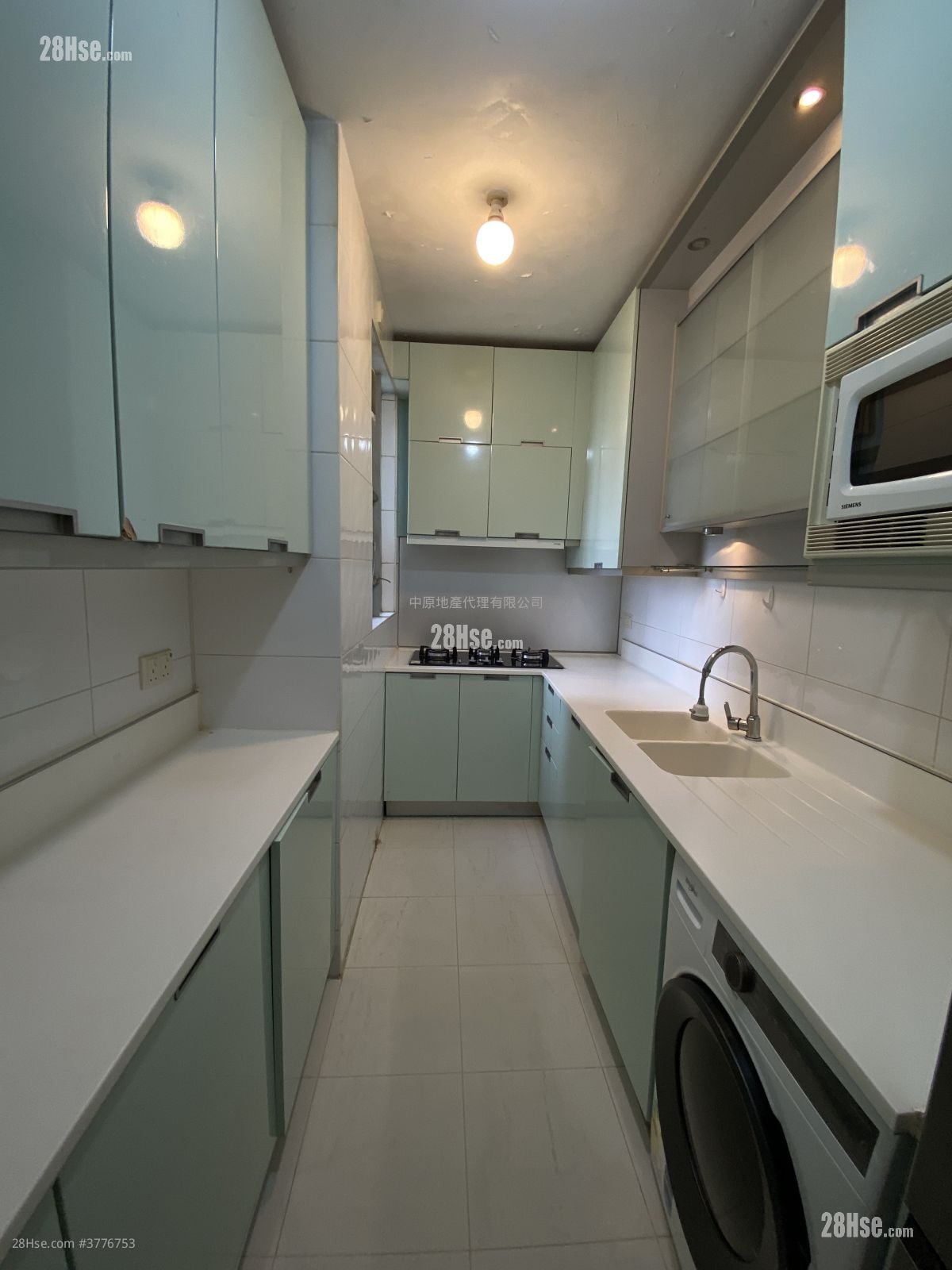 蓝天海岸 售盘 3 房 , 2 浴室 911 平方尺