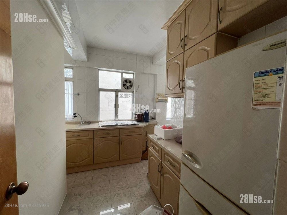 新豪大厦 售盘 3 房 , 2 浴室 1,230 平方尺