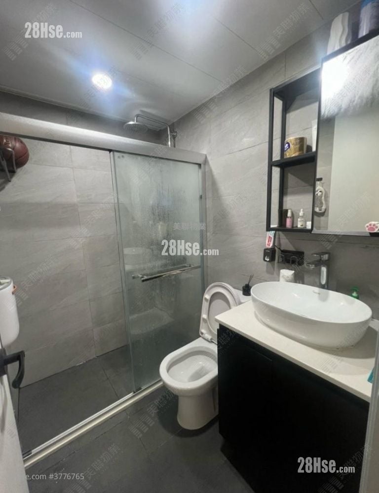 朗屏8号 售盘 2 房 481 平方尺