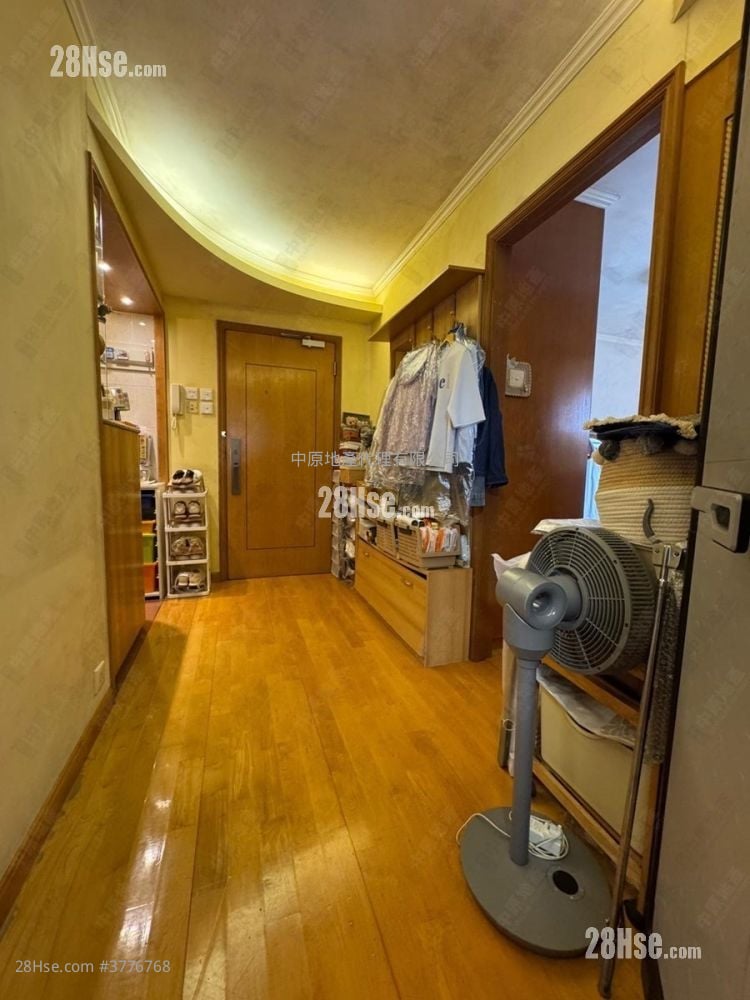 Chi Fu Fa Yuen Sell 2 Bedrooms , 1 Bathroom 439 ft²