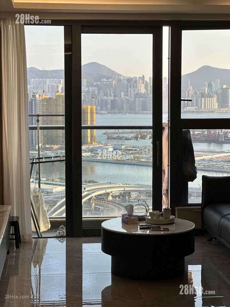 Victoria Skye Sell 3 Bedrooms , 1 Bathroom 886 ft²