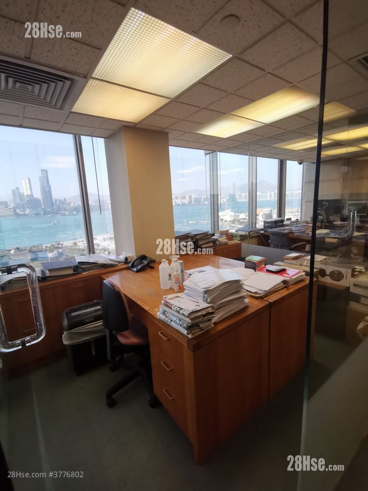 Sang Woo Building Rental 3 Bedrooms , 2 Toilets 1,000 ft²