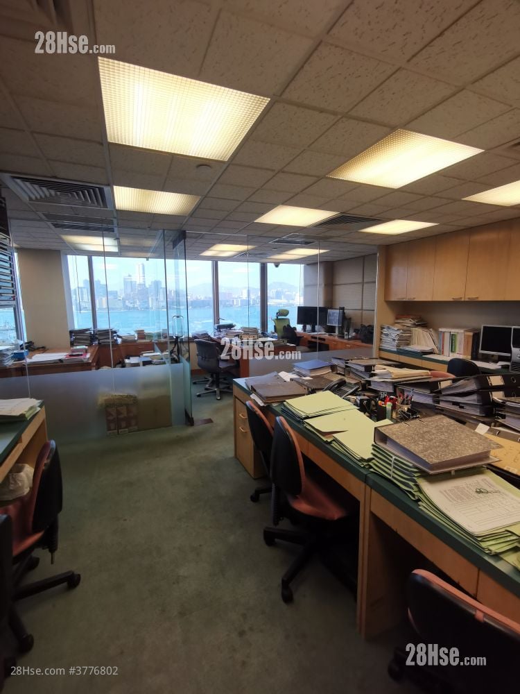 Sang Woo Building Rental 3 Bedrooms , 2 Toilets 1,000 ft²