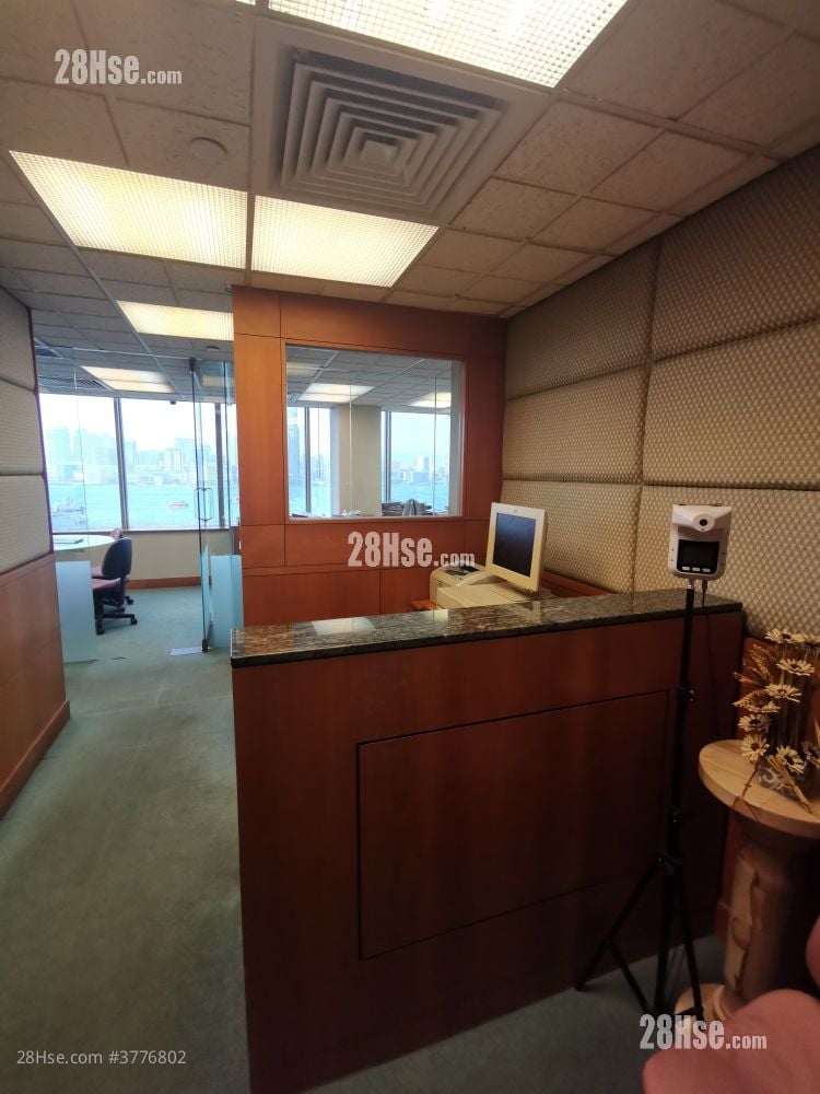 Sang Woo Building Rental 3 Bedrooms , 2 Toilets 1,000 ft²