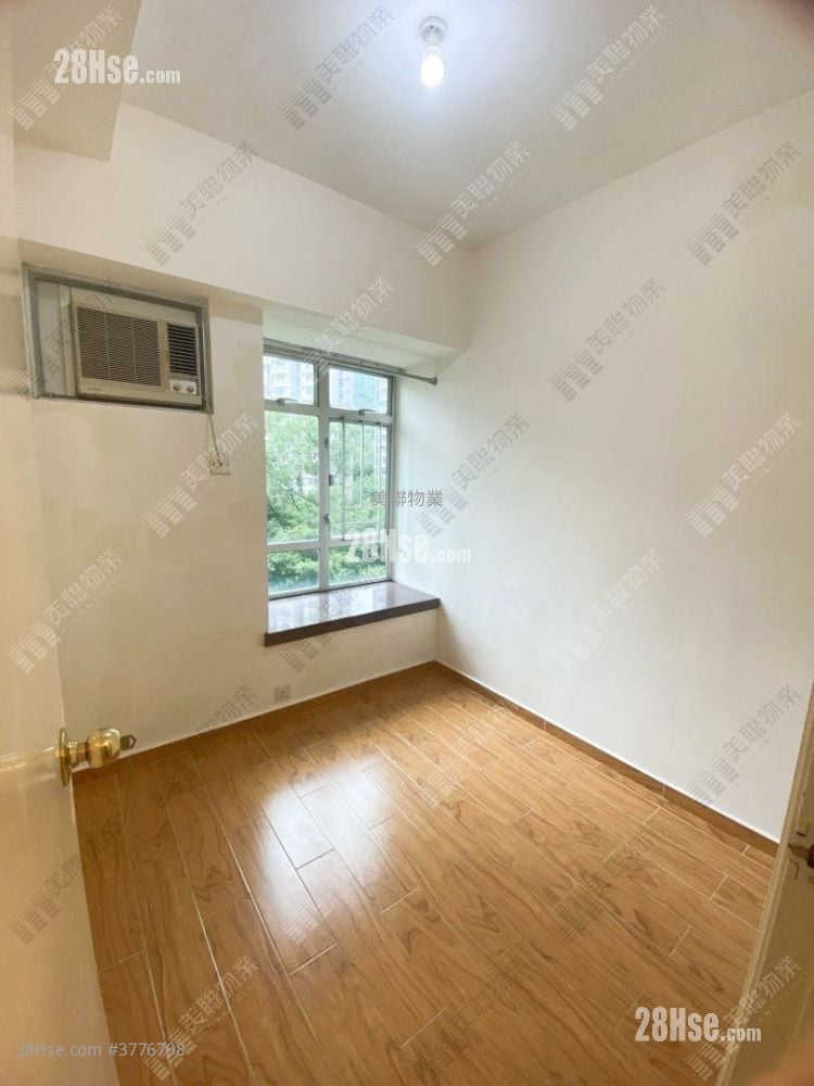 Flora Plaza Sell 3 Bedrooms 526 ft²