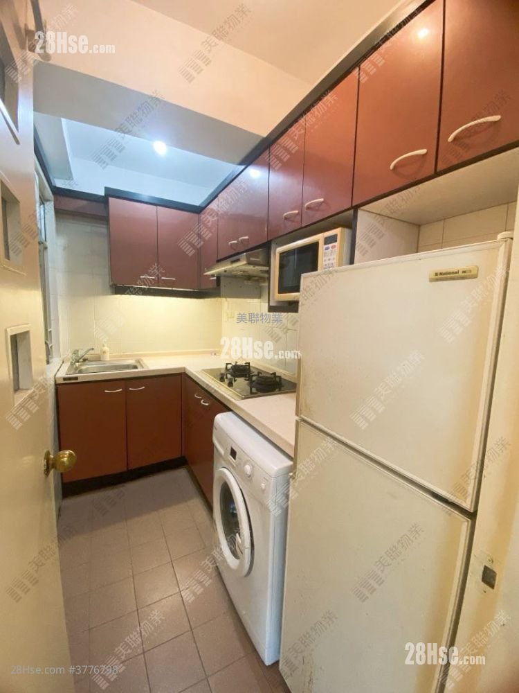 Flora Plaza Sell 3 Bedrooms 526 ft²