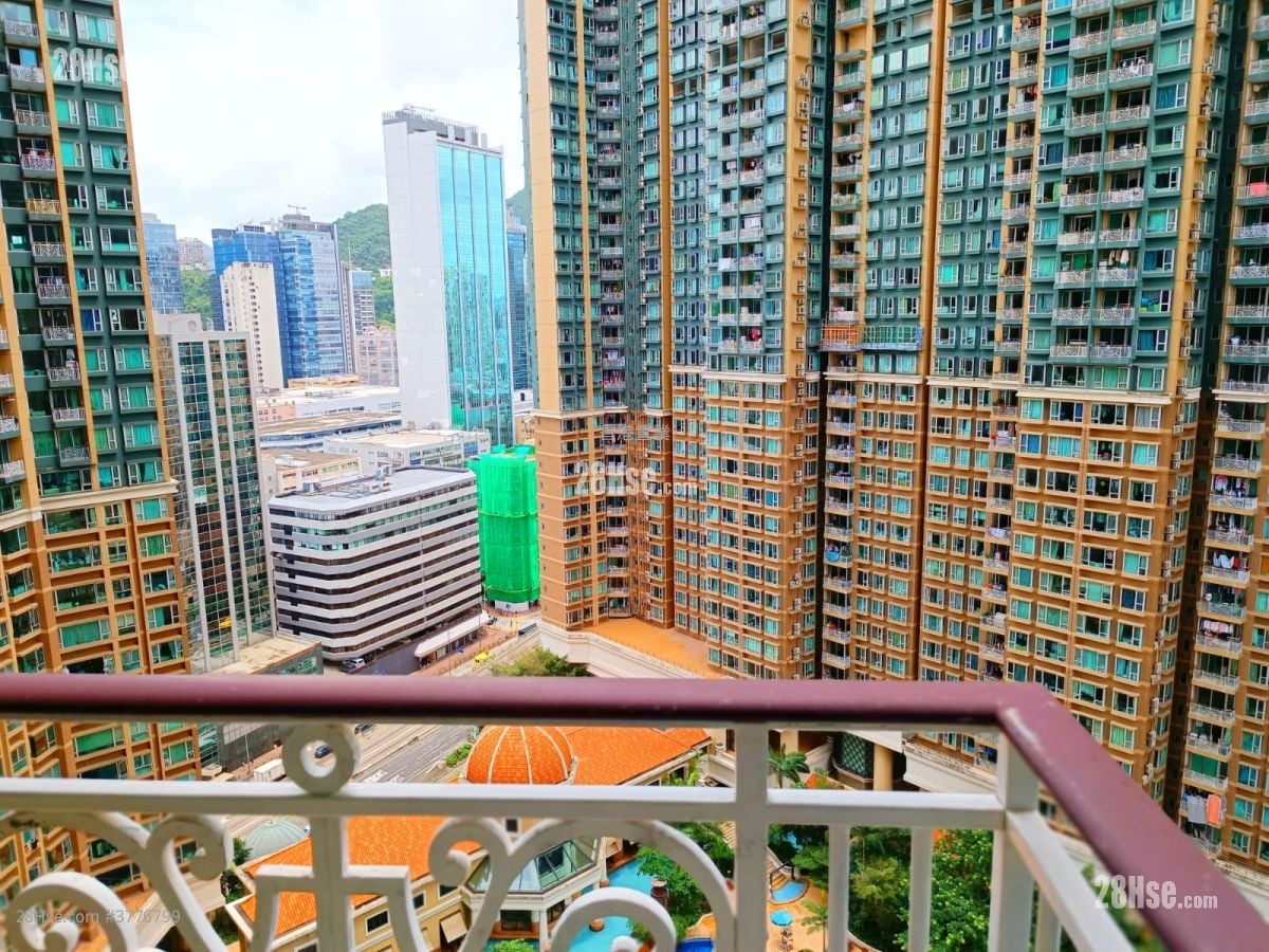 Banyan Garden Sell 2 Bedrooms , 1 Bathroom 506 ft²