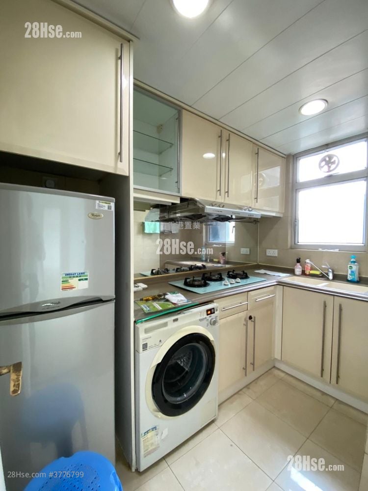 Banyan Garden Sell 2 Bedrooms , 1 Bathroom 506 ft²