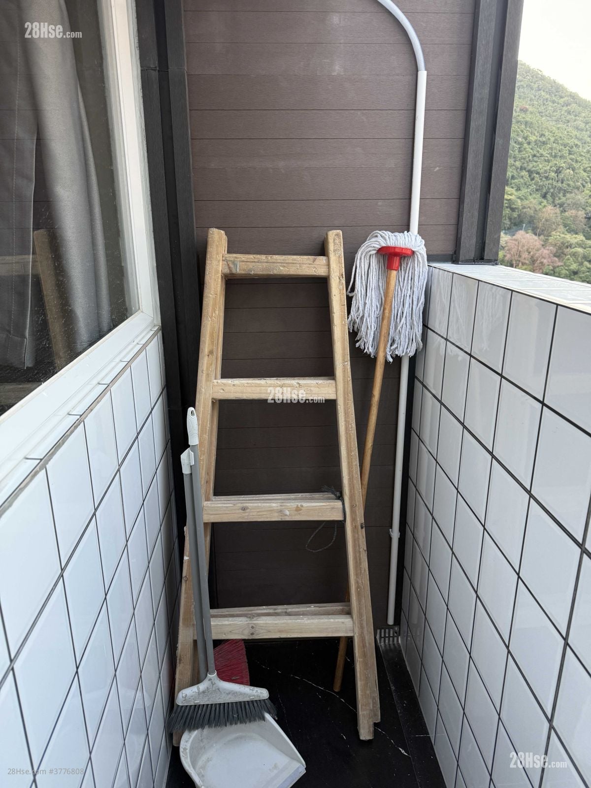 Oceanic Mansion Sell 4 Bedrooms , 4 Bathrooms 646 ft²