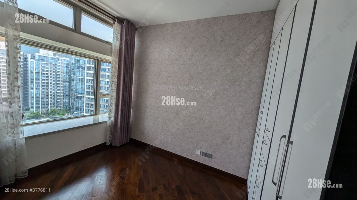 逸珑湾 售盘 3 房 , 2 浴室 873 平方尺