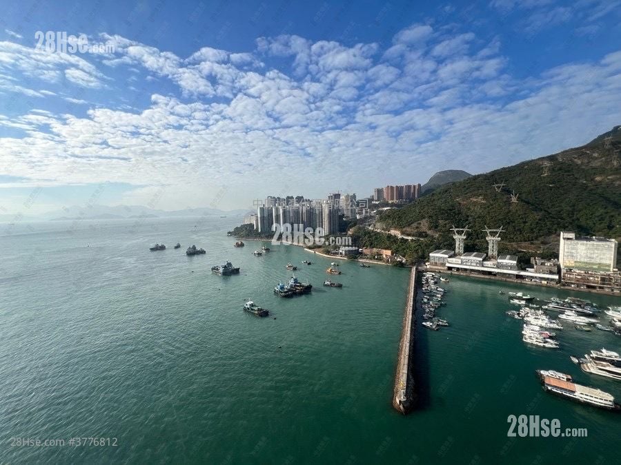 South Horizons Sell 4 Bedrooms , 2 Bathrooms 737 ft²