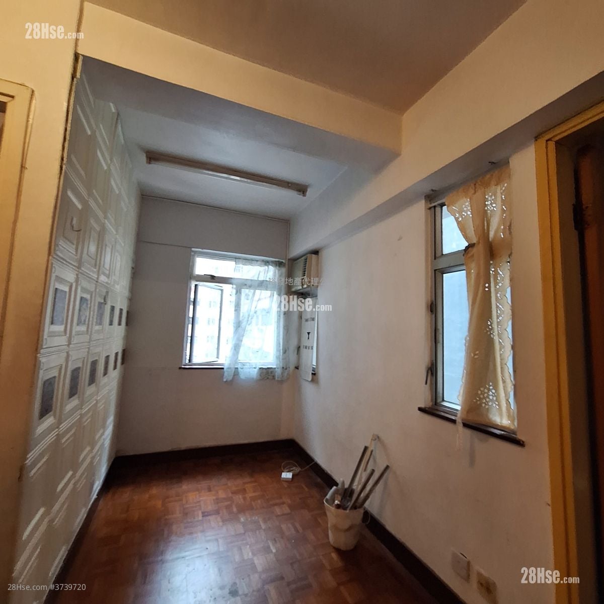 Li Tak Mansion Sell 1 Bedroom 231 ft²