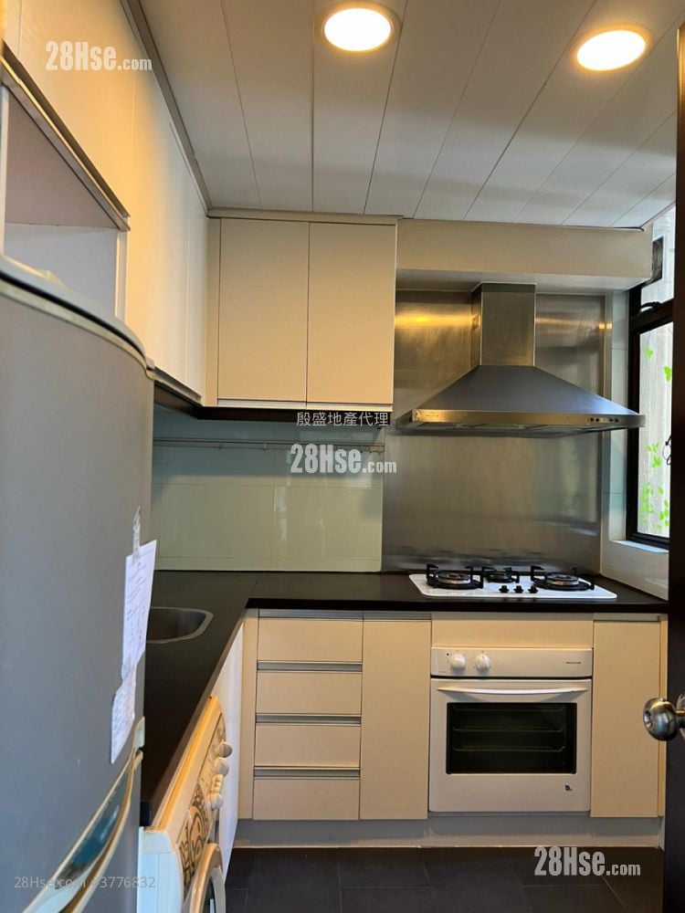 Discovery Bay Sell 2 Bedrooms , 1 Bathroom 610 ft²