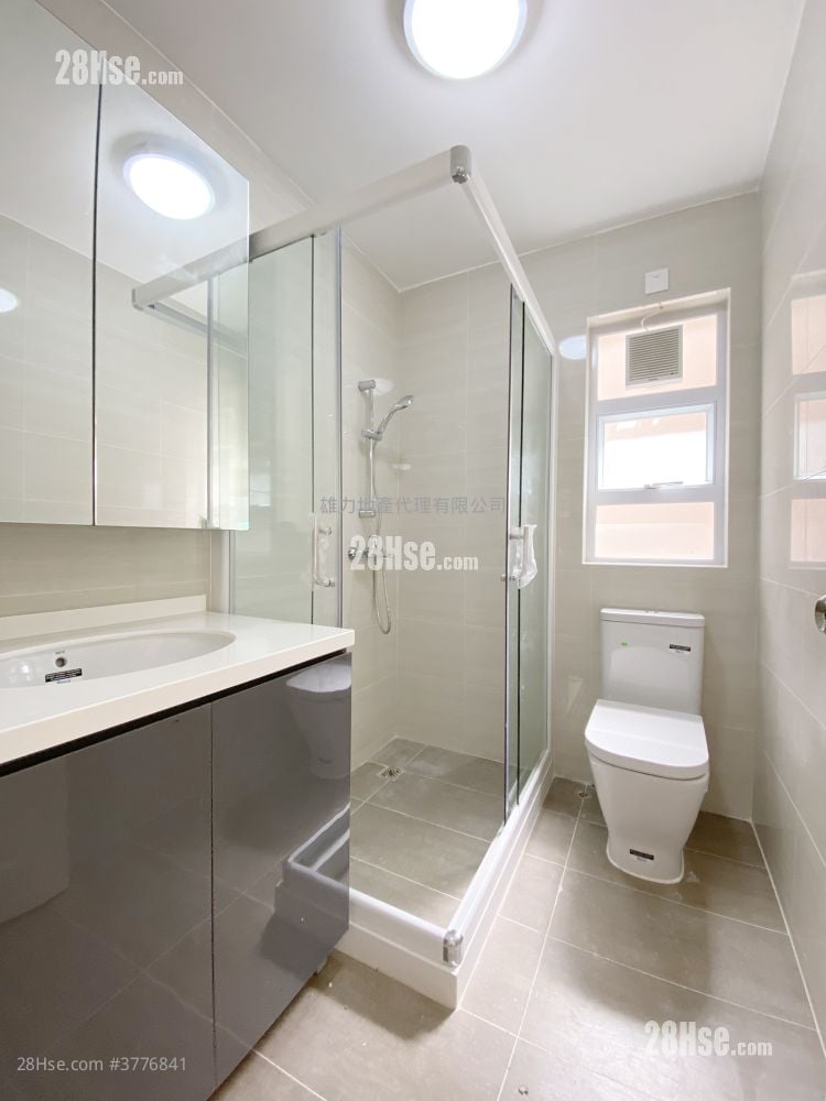 Village Sell 3 Bedrooms , 2 Bathrooms 630 ft²