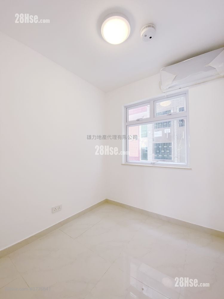 Village Sell 3 Bedrooms , 2 Bathrooms 630 ft²