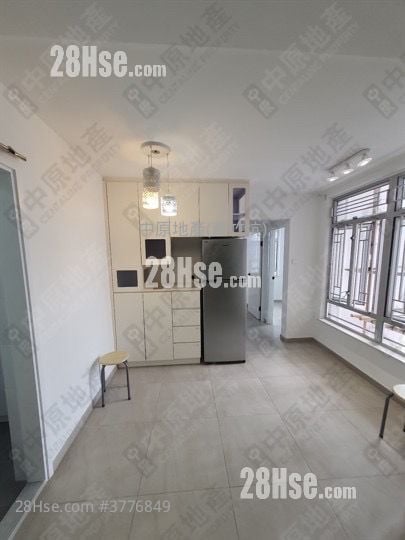 Yue Fai Court Sell 2 Bedrooms , 1 Bathroom 419 ft²