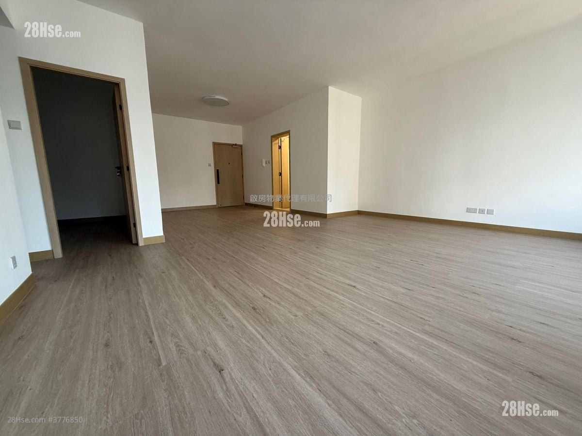 Scenecliff Sell 4 Bedrooms , 3 Bathrooms 922 ft²