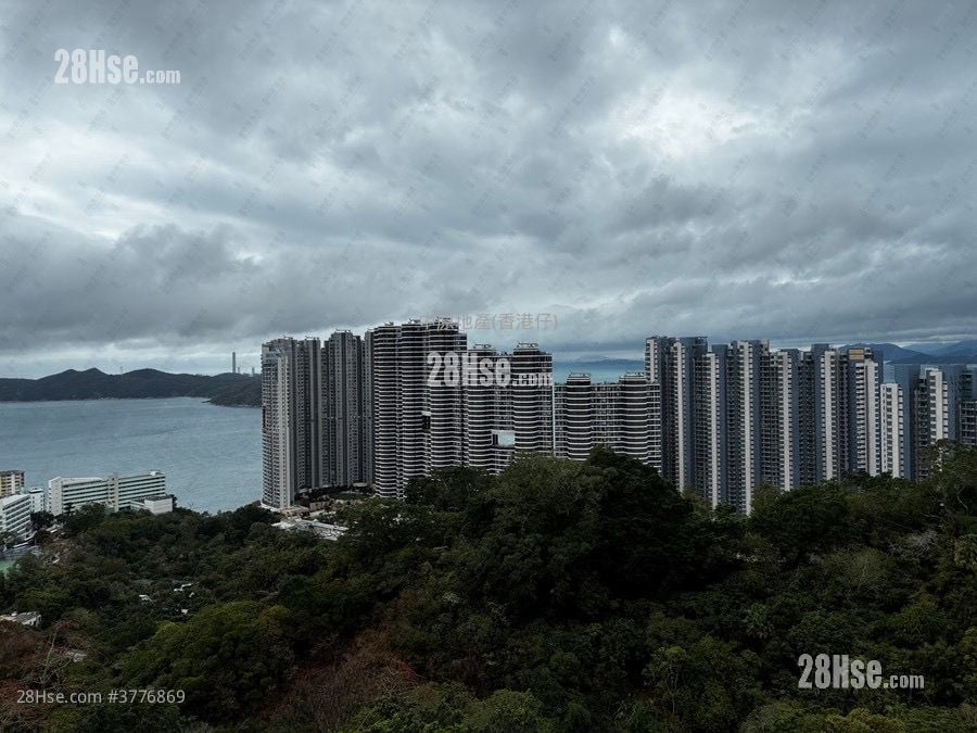 薄扶林花园 售盘 3 房 , 1 浴室 705 平方尺