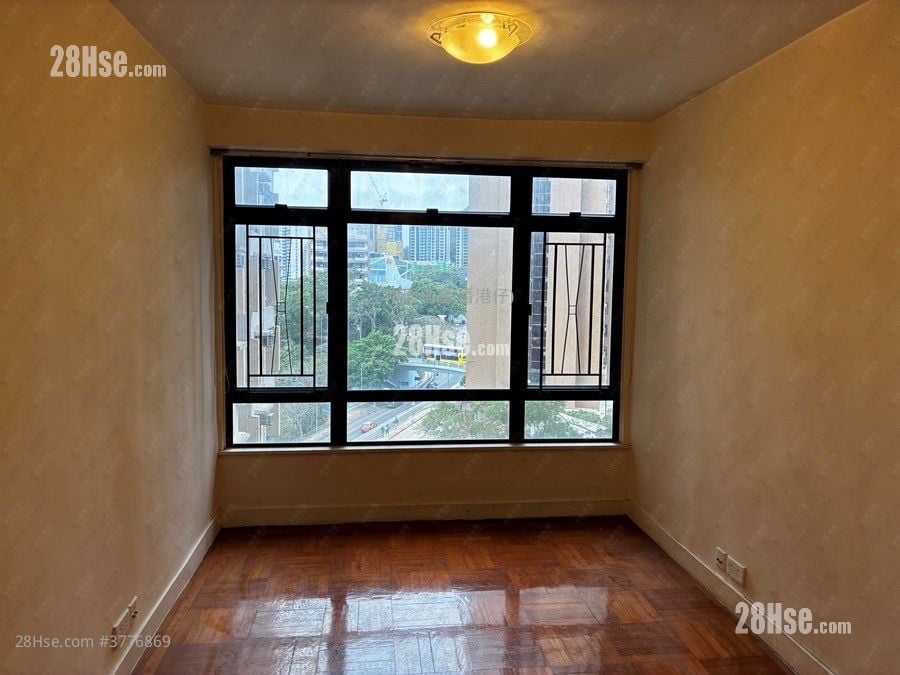 薄扶林花园 售盘 3 房 , 1 浴室 705 平方尺