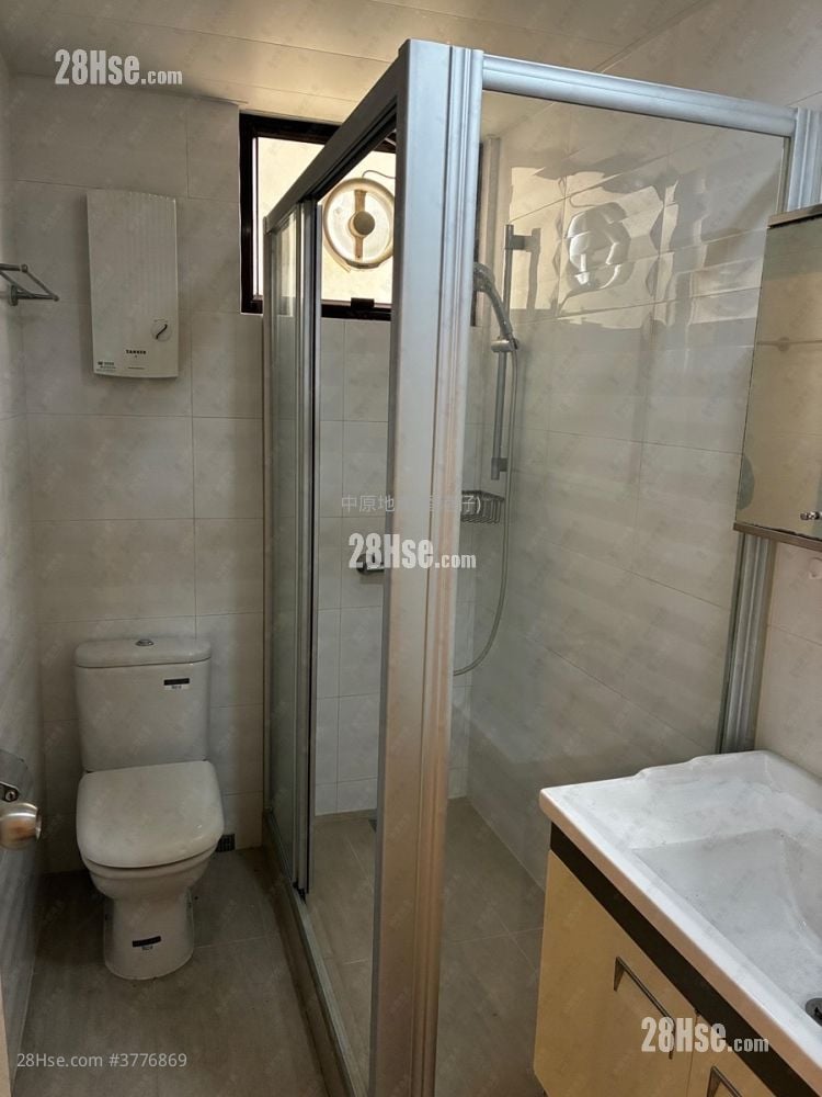 薄扶林花园 售盘 3 房 , 1 浴室 705 平方尺