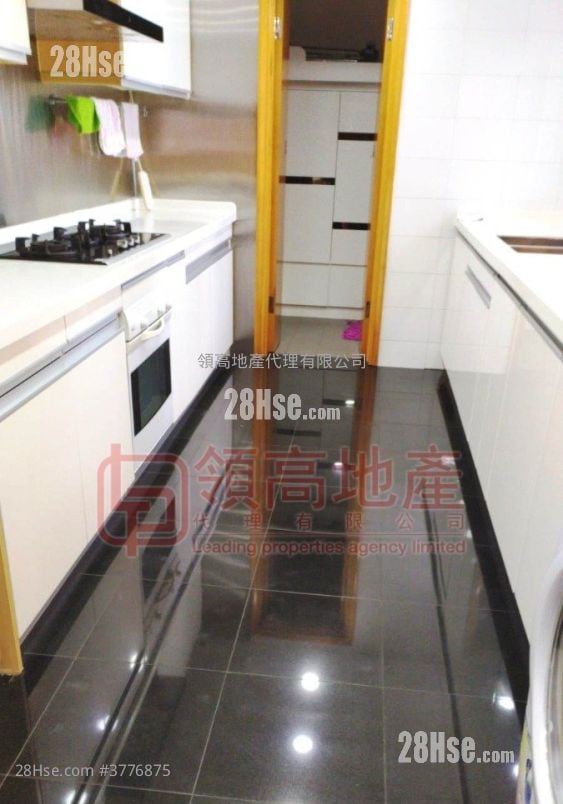 The Waterfront Rental 4 Bedrooms , 3 Bathrooms 2,028 ft²