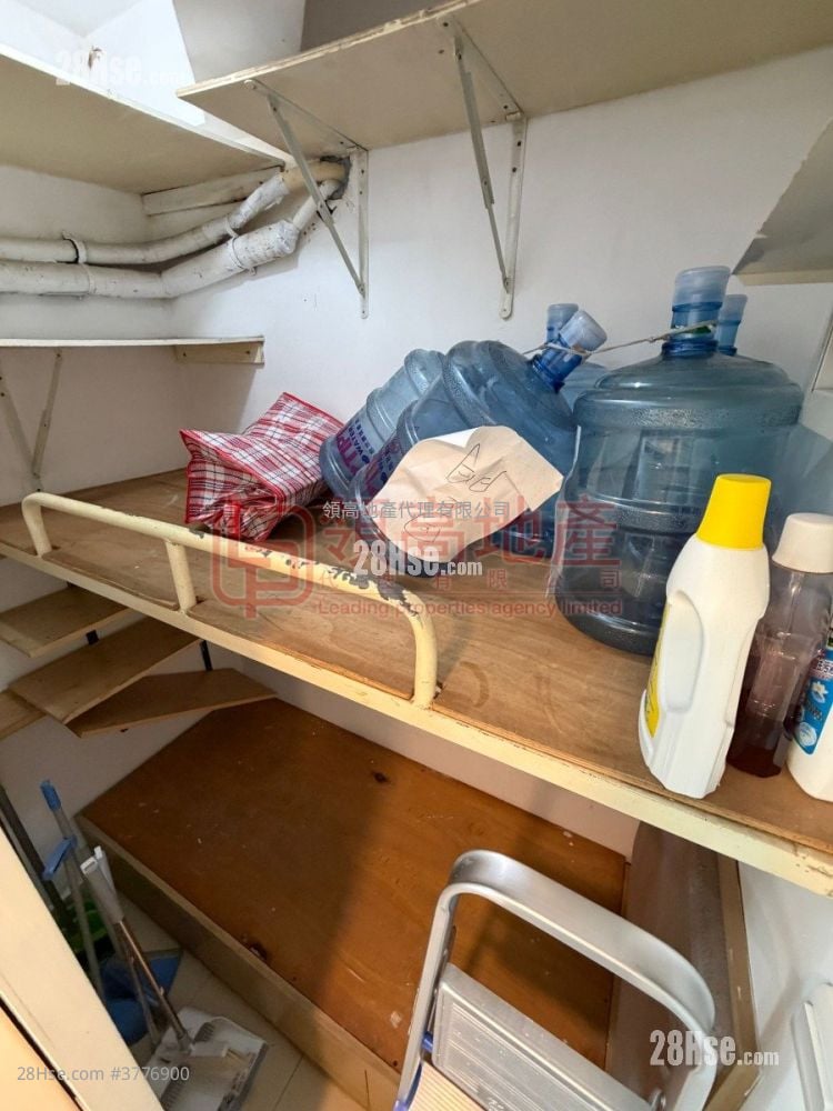 港景峰 售盘 3 房 , 2 浴室 750 平方尺