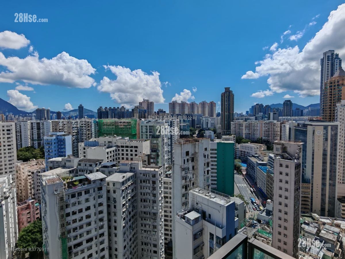 Seven Victory Avenue Sell 1 Bedroom , 1 Bathroom 267 ft²