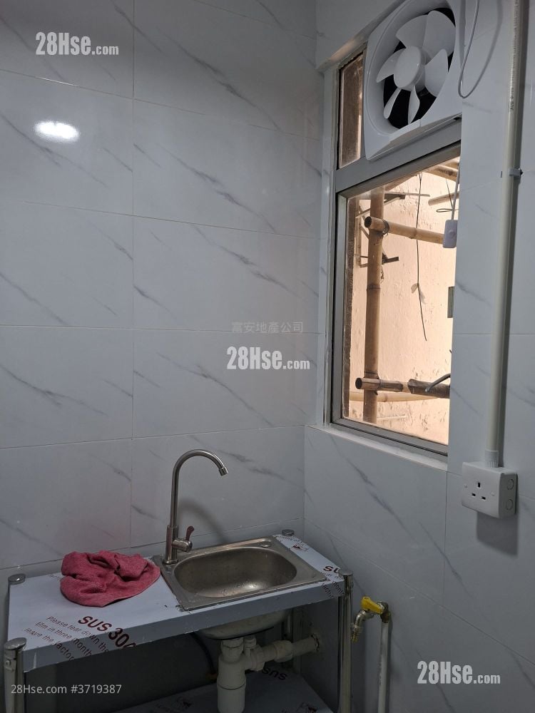 合和大厦 租盘 2 房 , 1 浴室 290 平方尺