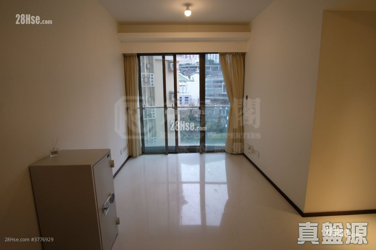 Regent Hill Sell 2 Bedrooms 532 ft²