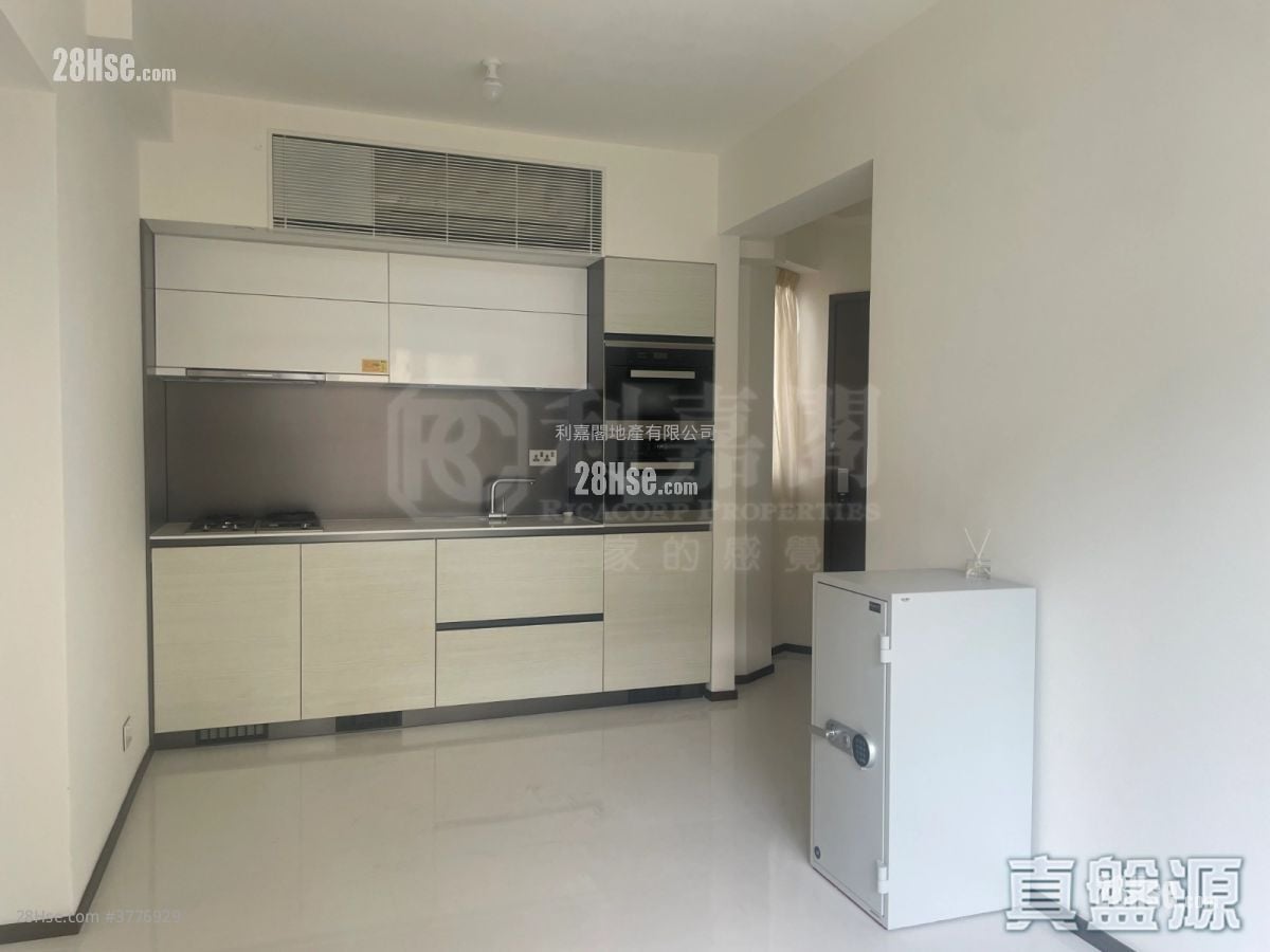 Regent Hill Sell 2 Bedrooms 532 ft²