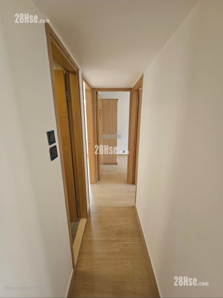 City One Shatin Sell 3 Bedrooms , 1 Bathroom 451 ft²