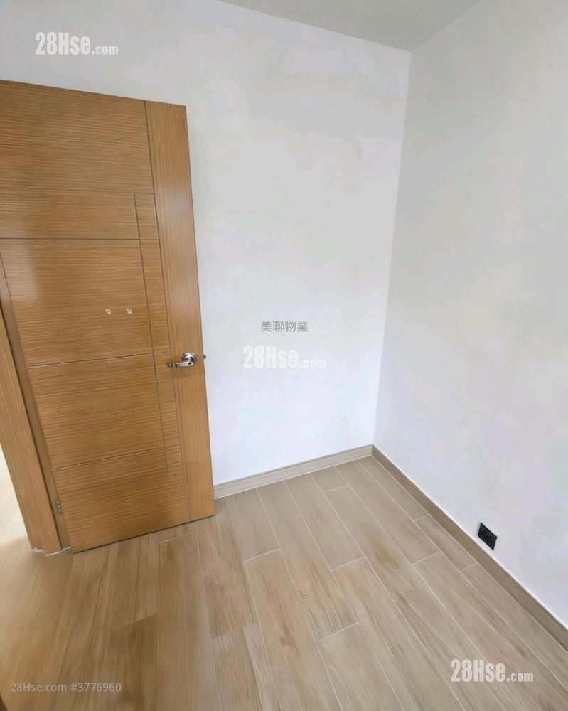 City One Shatin Sell 3 Bedrooms , 1 Bathroom 451 ft²